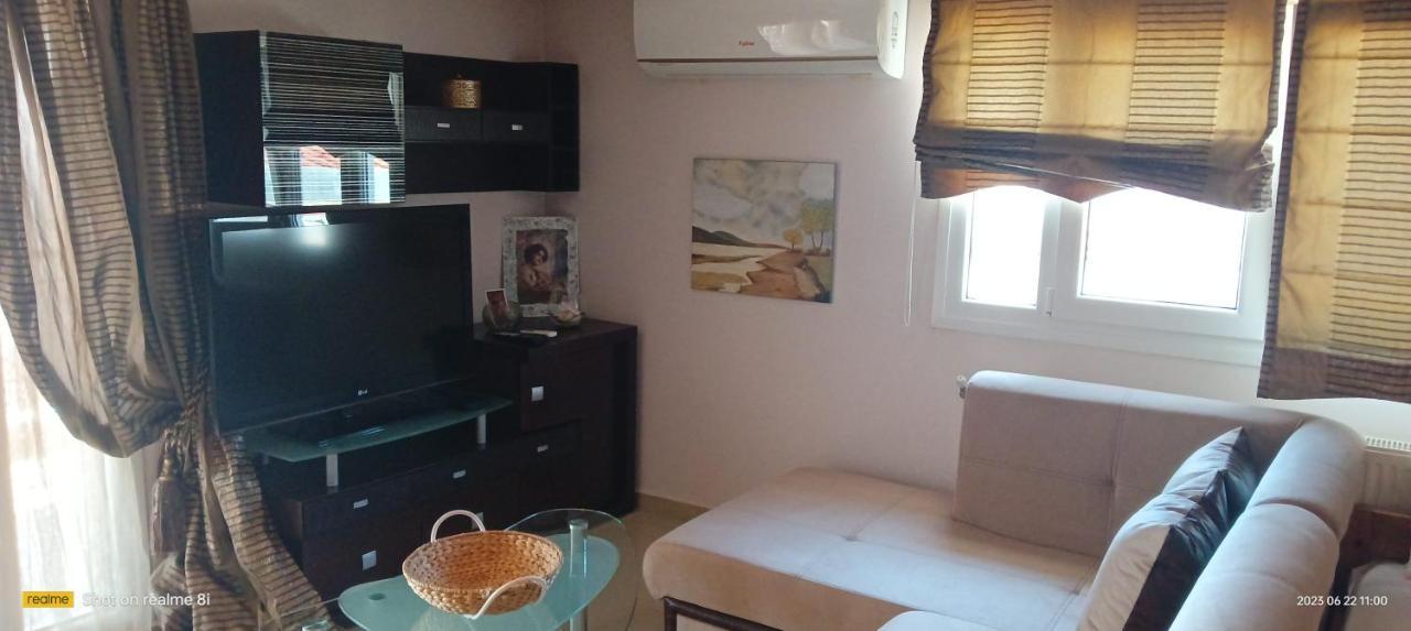 Revi'S Apartments Неос Мармарас Екстериор снимка
